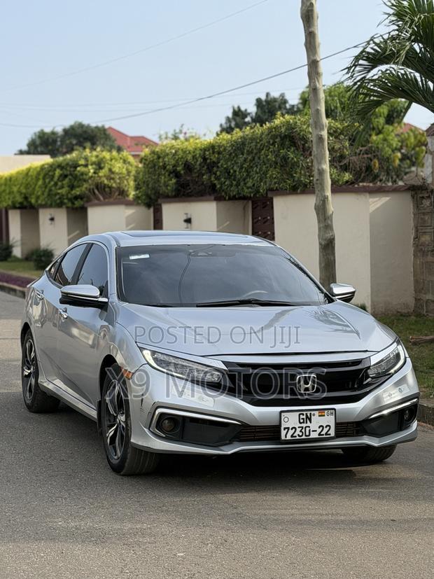 Honda Civic Touring 4dr Sedan (1.5L 4cyl) 2017 Silver