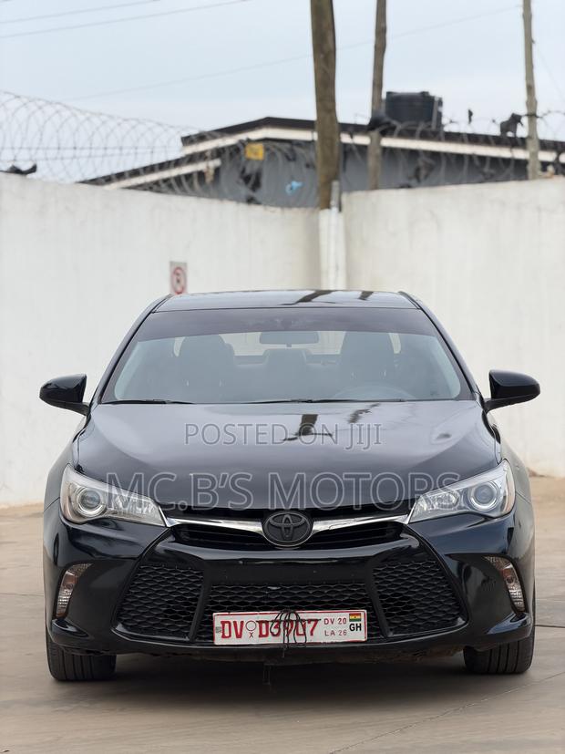 Toyota Camry 2016 Black
