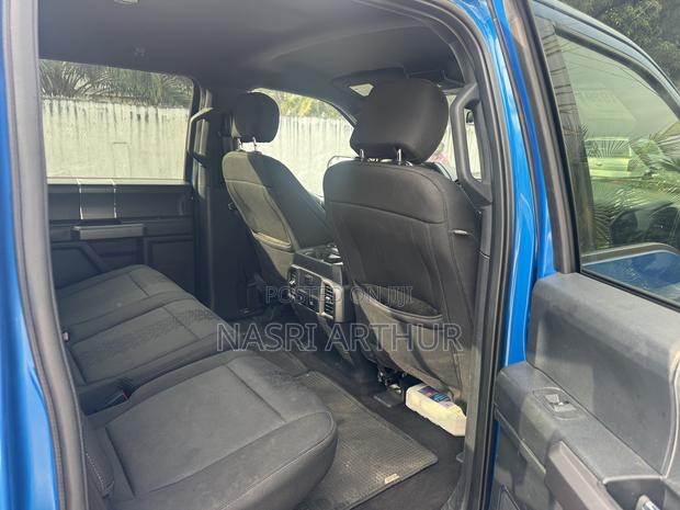 Ford F-150 XLT 4x2 Regular Cab Styleside 8 ft. box 141 in. WB 2020 Blue