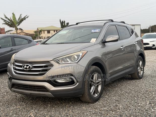 Hyundai Santa Fe Limited AWD 2017 Silver