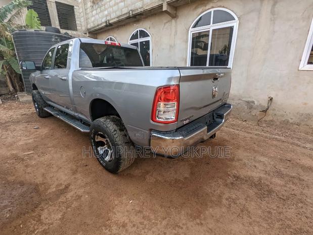 Dodge RAM 2019 Gray