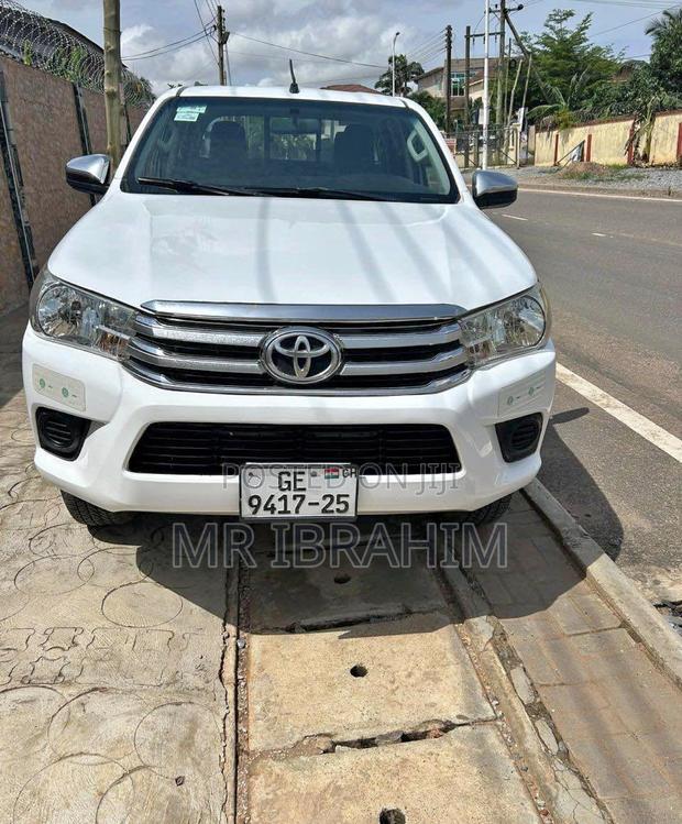 Toyota Hilux Revo Double Cab Deisel 2.4 RWD 2018