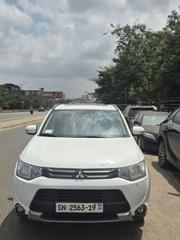 Mitsubishi Outlander SE 4dr SUV AWD (2.4L 4cyl CVT) 2015 White for sale