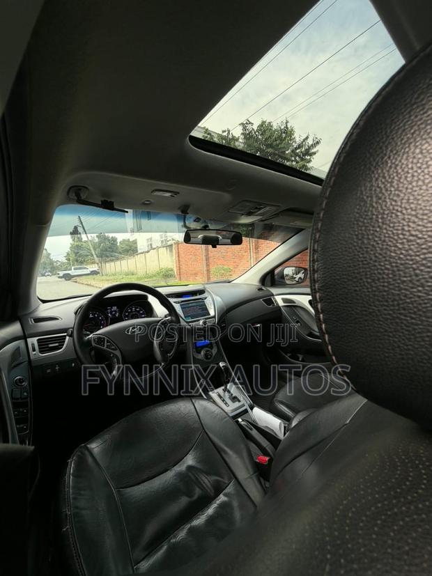 Hyundai Elantra Limited PZEV 4dr Sedan (1.8L 4cyl 6A) 2014 Gray