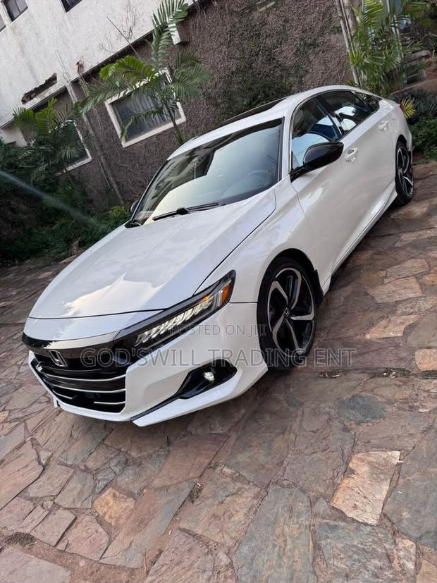 Honda Accord Sport 2.0T 2022 White