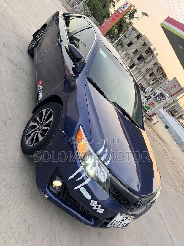 Toyota Camry 2014 Blue