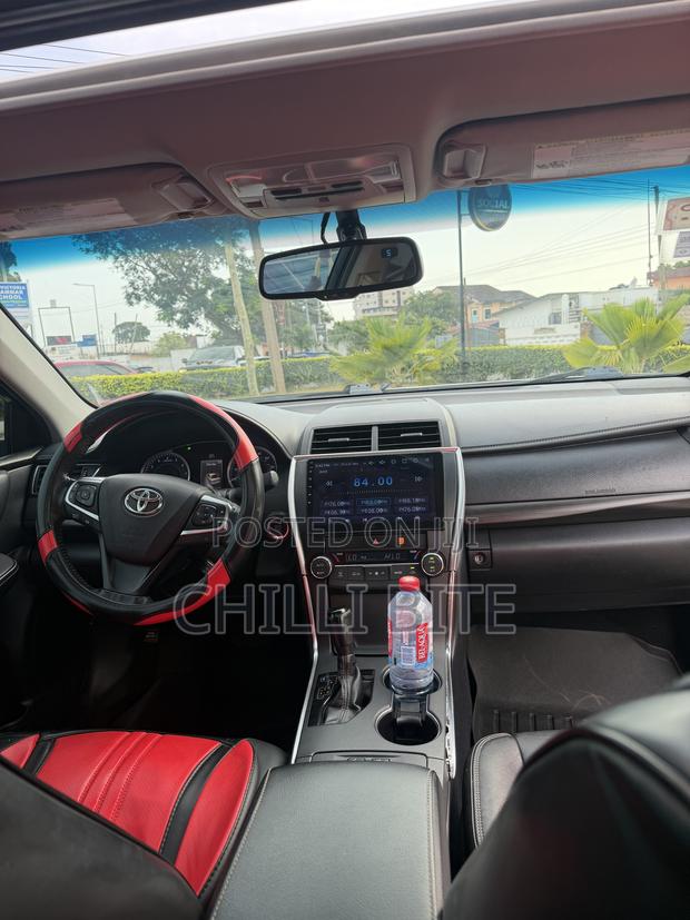 Toyota Camry XSE 4dr Sedan (2.5l 4cyl 6A) 2016 White