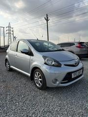 Toyota Aygo 1.0 5-Door 2012 for sale