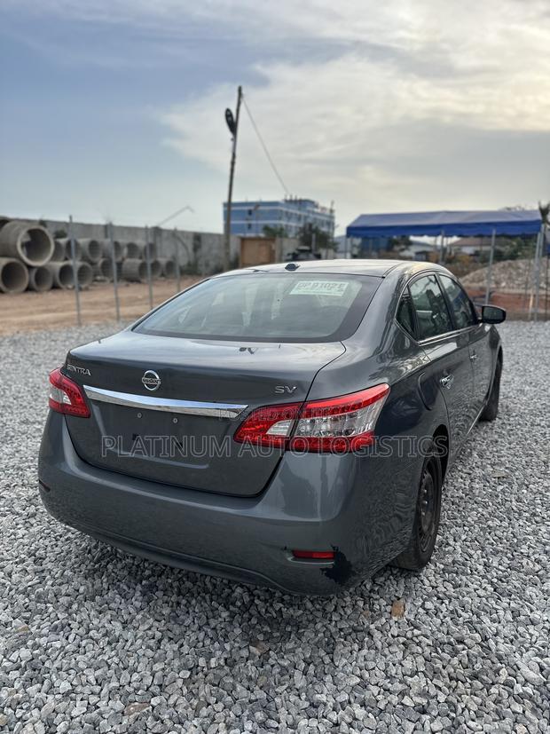 Nissan Sentra 2015 Gray