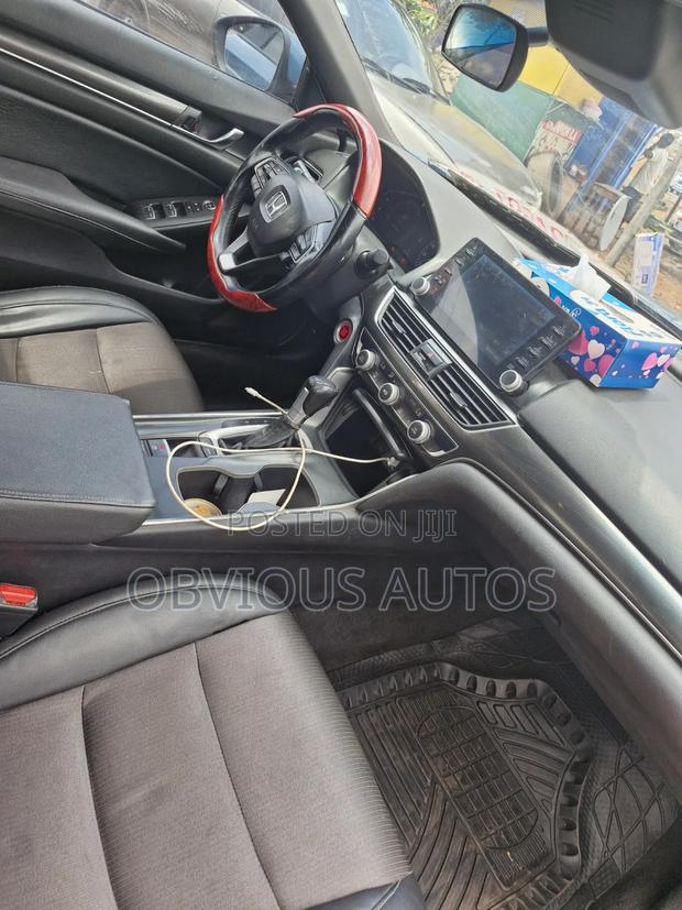 Honda Accord EX 2018 Blue