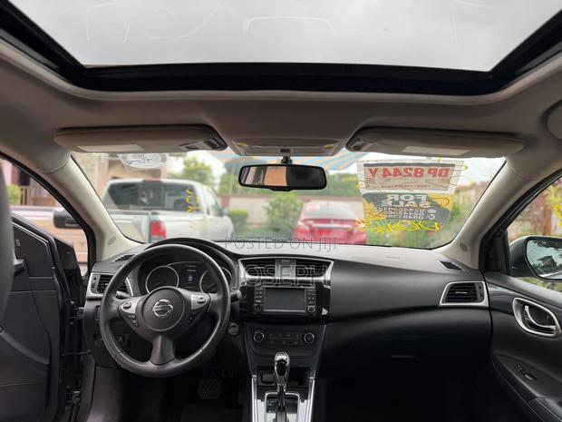 Nissan Sentra SR 2016 Gray