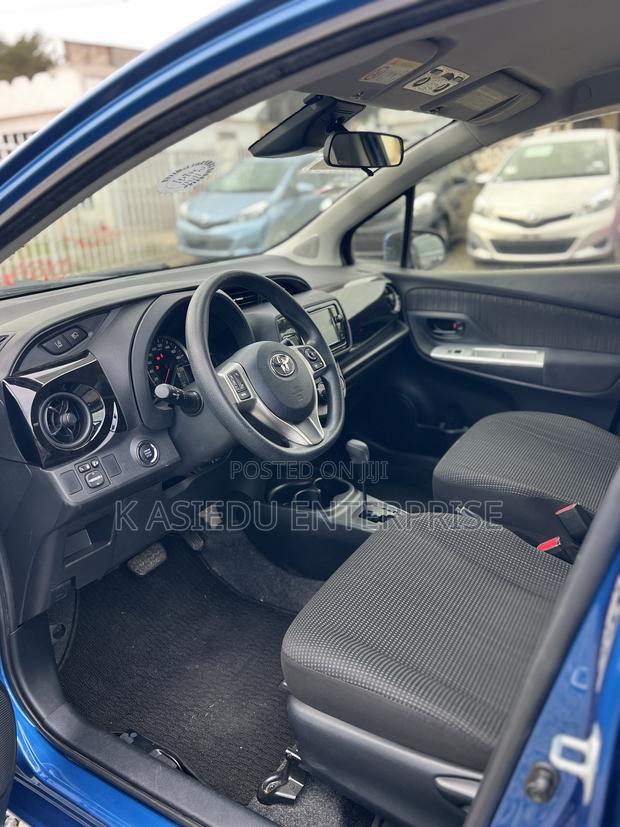 Toyota Vitz 1.3 AWD 3dr 2015 Blue