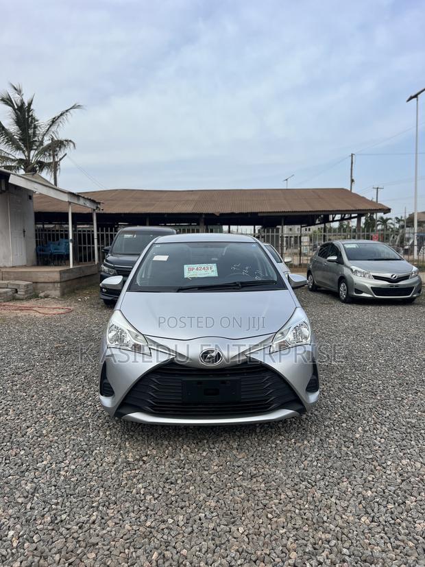 Toyota Vitz 1.3 AWD 3dr 2017 Silver