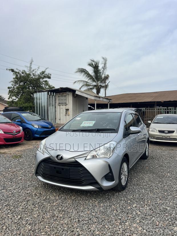 Toyota Vitz 1.3 AWD 3dr 2017 Silver