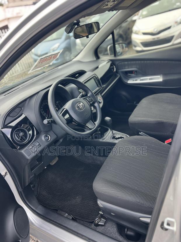 Toyota Vitz 1.3 AWD 3dr 2017 Silver