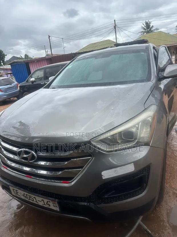 Hyundai Santa Fe 2013 Gray