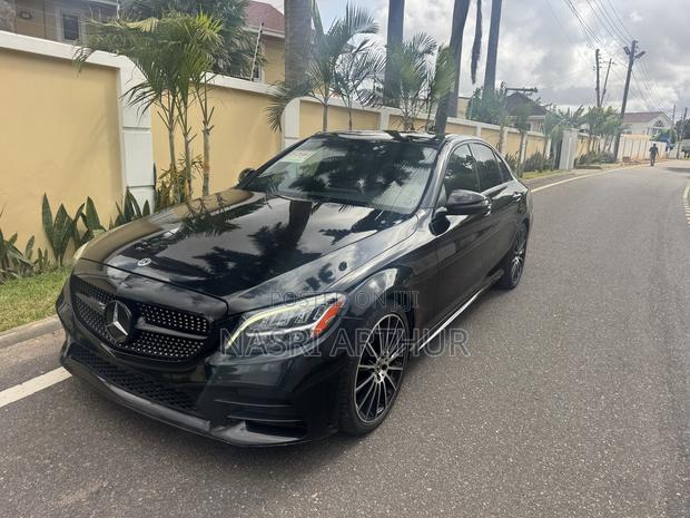 Mercedes-Benz C300 2020 Black