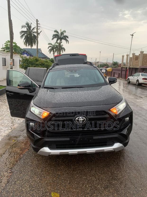 Toyota RAV4 Adventure 2019 Black