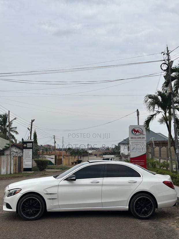 Mercedes-Benz C300 Luxury 4Matic Sedan AWD (2.0L 4cyl 7A) 2016 White