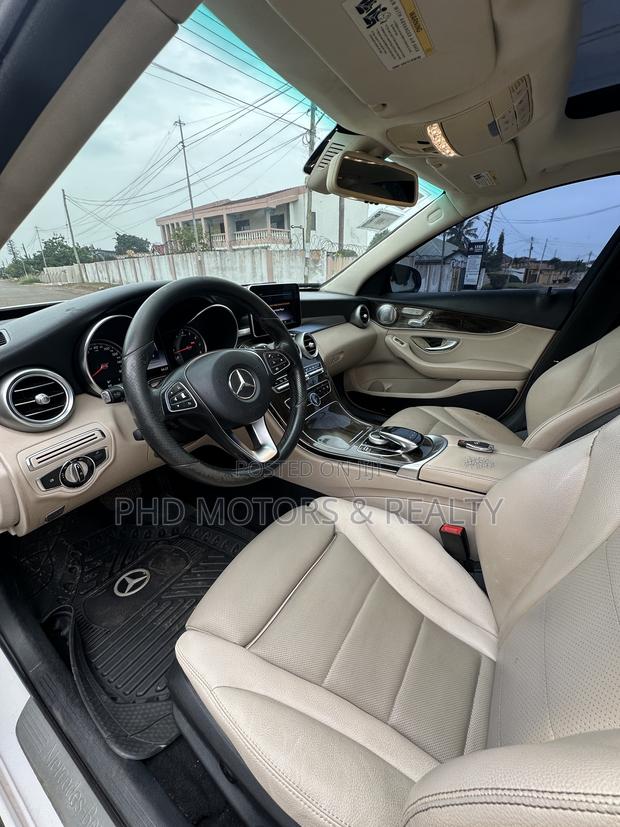 Mercedes-Benz C300 Luxury 4Matic Sedan AWD (2.0L 4cyl 7A) 2016 White