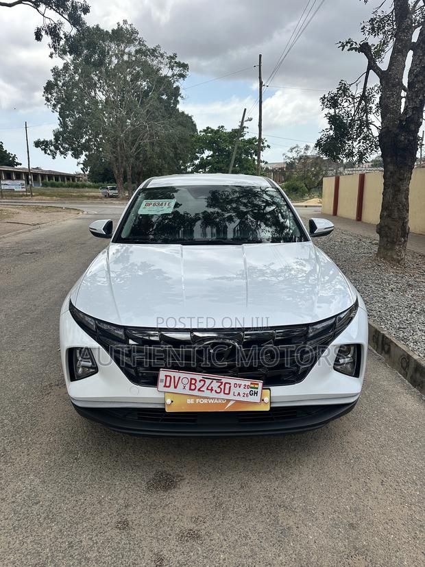 Hyundai Tucson SE 2022 White