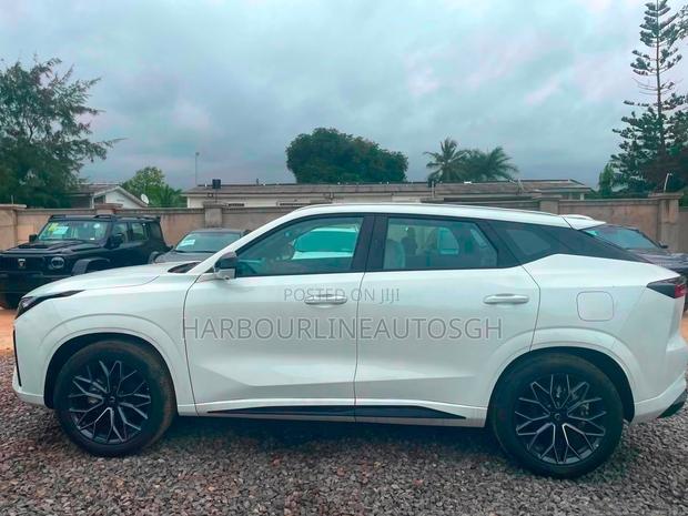 New Changan UNI-Z 1.5T Premium 2025 White