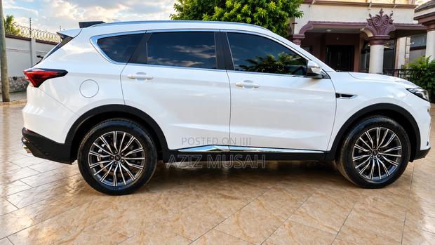 Jetour X70 Plus 2024 Pearl