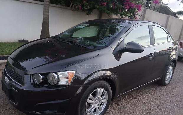 Chevrolet Sonic LT 2016 Black