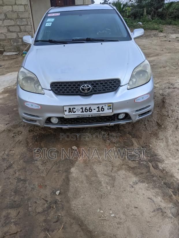 Toyota Matrix Hatchback FWD (1.8L 4cyl 5M) 2009 Silver