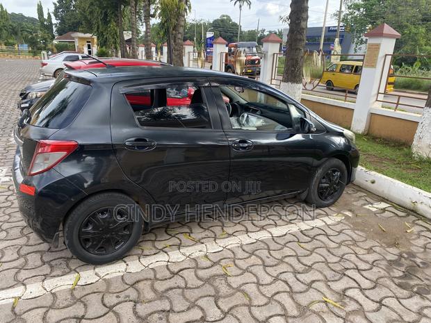 Toyota Vitz 2013 Black