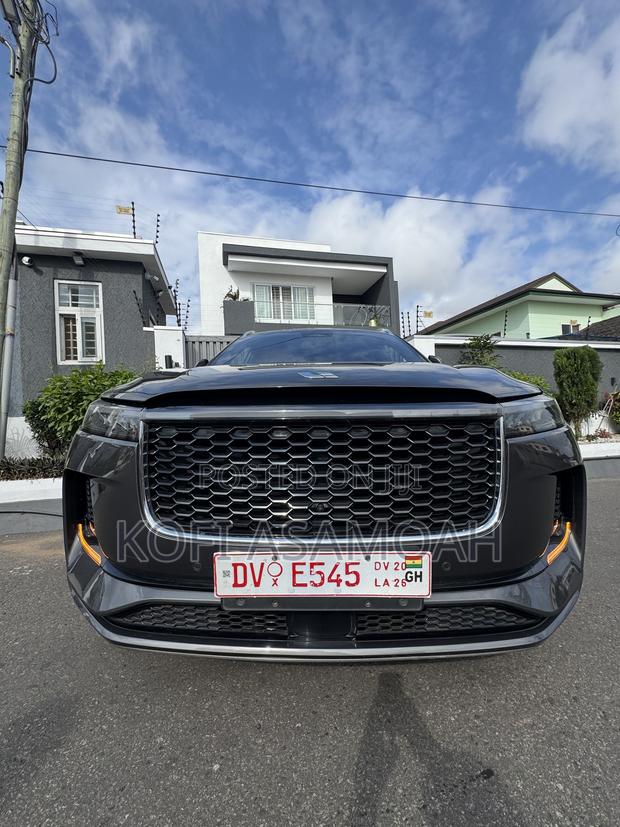 Li Auto One 2022 Gray