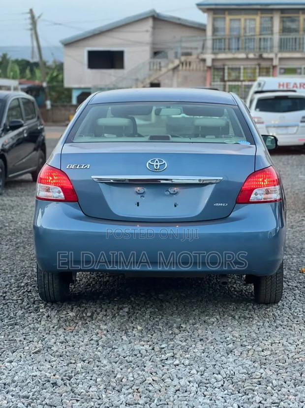 Toyota Belta 2012 Blue