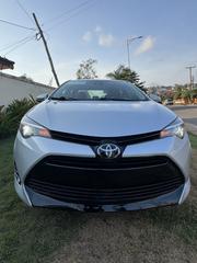 Toyota Corolla LE (1.8L 4cyl 2A) 2018 Silver for sale