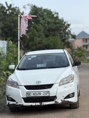 Toyota Matrix 2011 White for sale