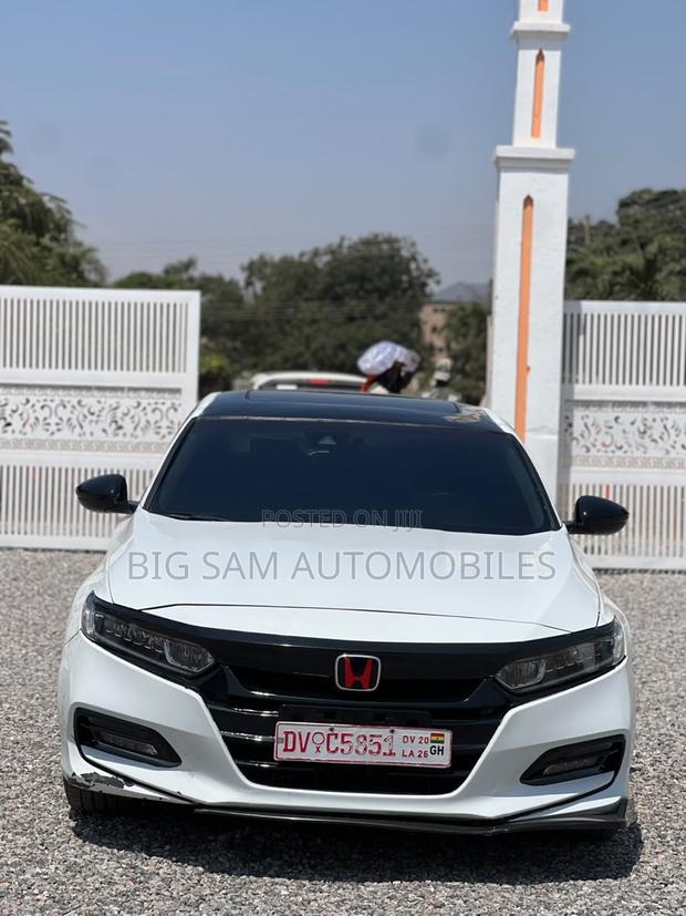 Honda Accord EX 2018 White