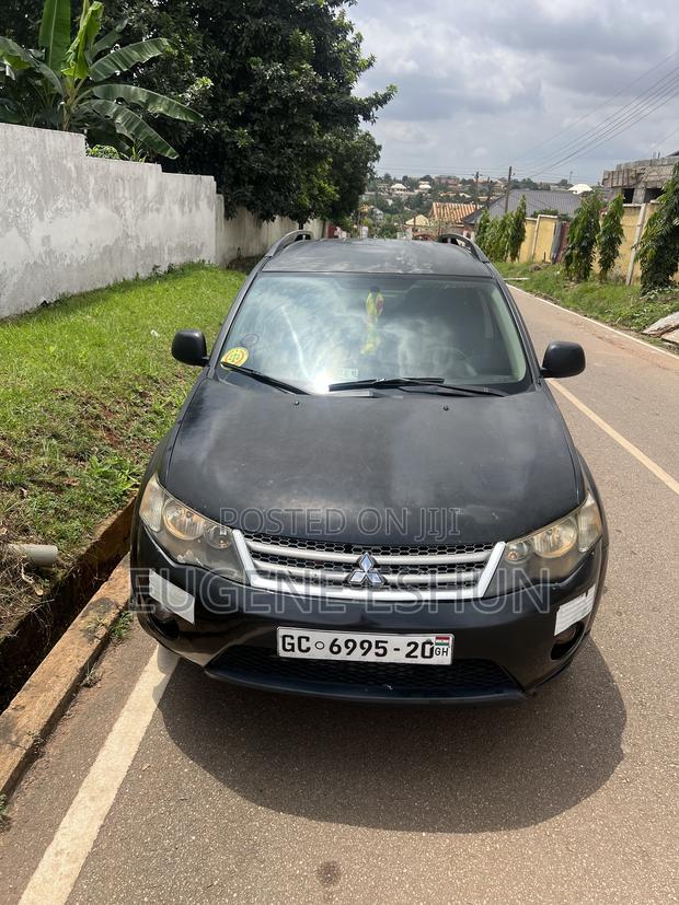 Mitsubishi Outlander 2010 Black