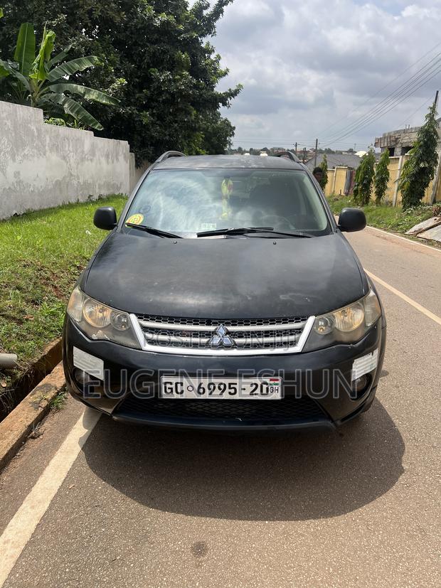 Mitsubishi Outlander 2010 Black