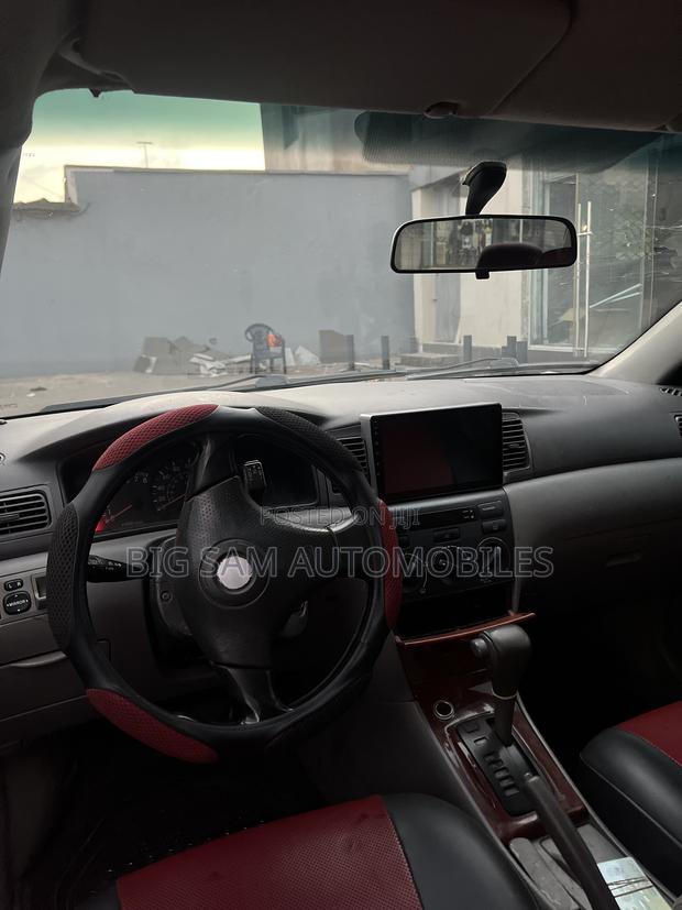 Toyota Corolla 2009 Red