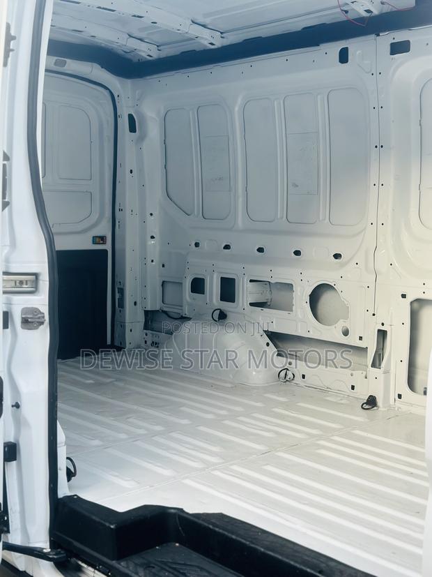 Ford Transit Crew Van 250 High Roof Van AWD w/148" WB 2023 White