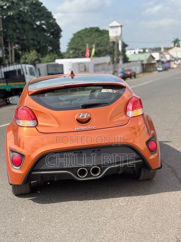 Hyundai Veloster 2015 Orange