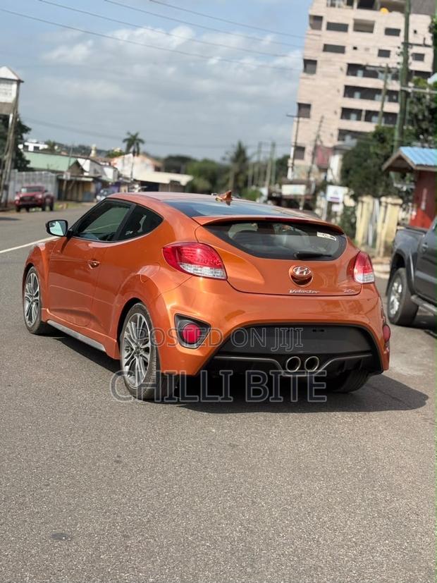 Hyundai Veloster 2015 Orange
