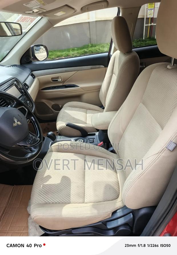 Mitsubishi Outlander 2016