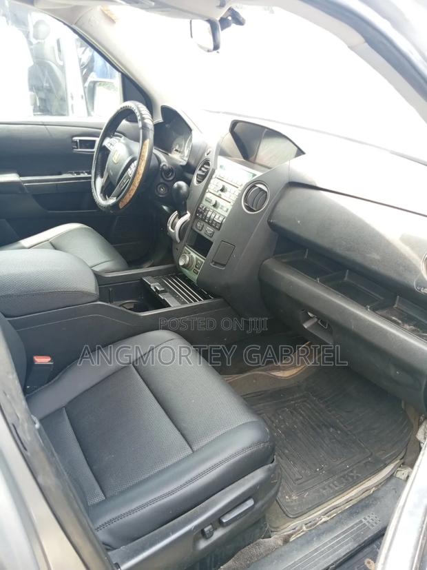 Honda Pilot 2012 Gray