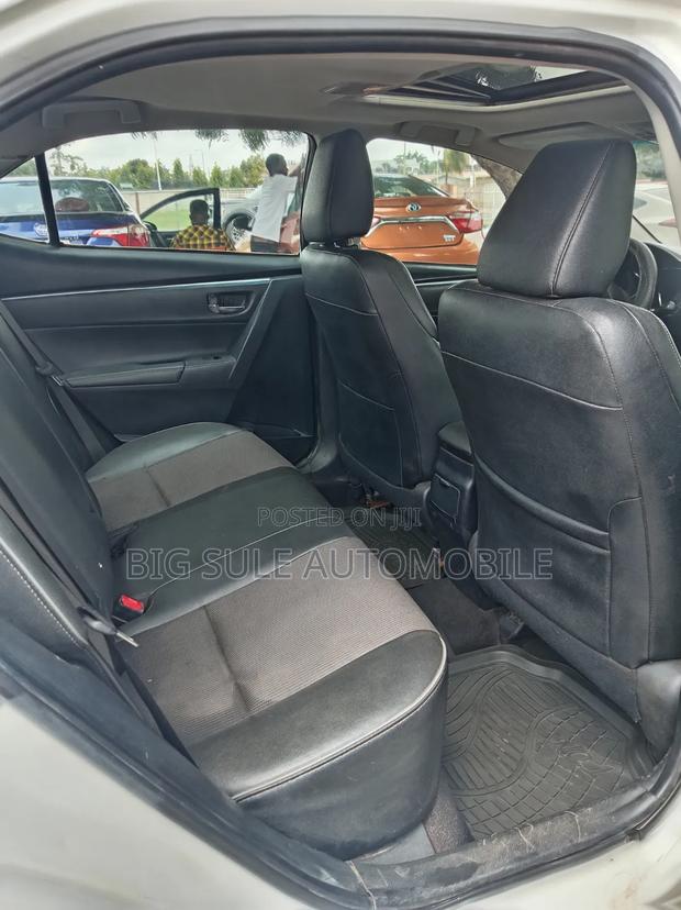 Toyota Corolla S 4dr Sedan (1.8L 4cyl CVT) 2015 White