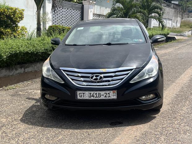 Hyundai Sonata Limited Sedan FWD (2.4L 4cyl 6A) 2012 Black