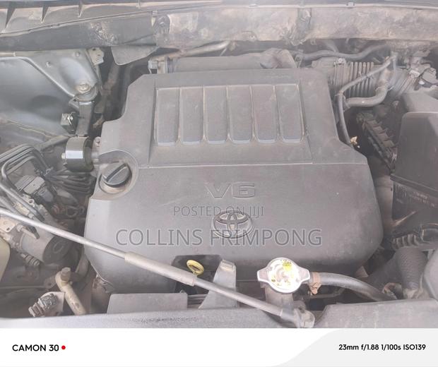 Toyota Highlander Limited 3.5l 4WD 2013 Gray