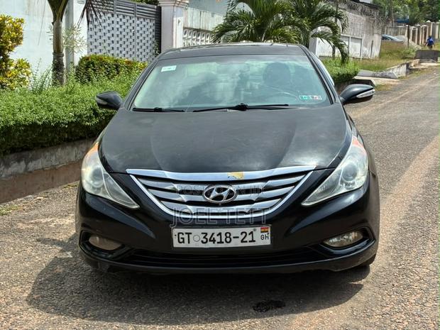 Hyundai Sonata 2012 Black