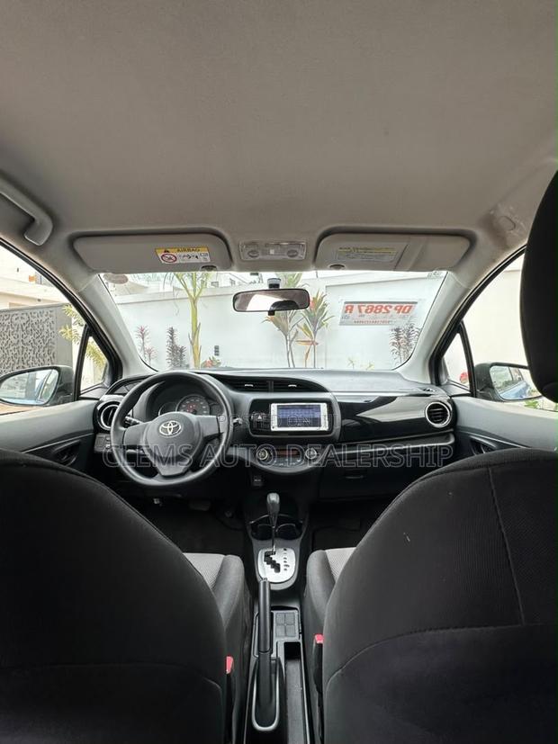 Toyota Vitz 2014 Blue