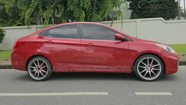 Hyundai Accent SE Sedan 2016 Red