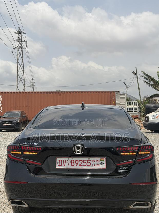 Honda Accord Touring 2.0T 2022 Black